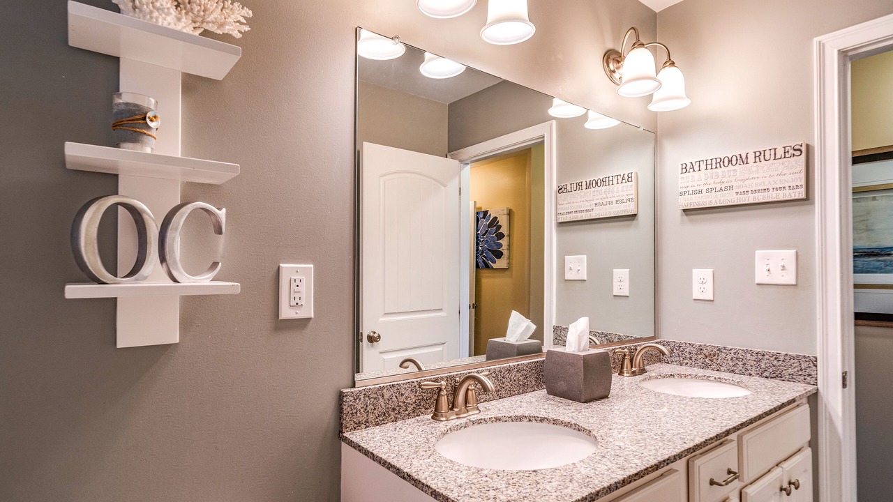 Photo of Bathroom in North End