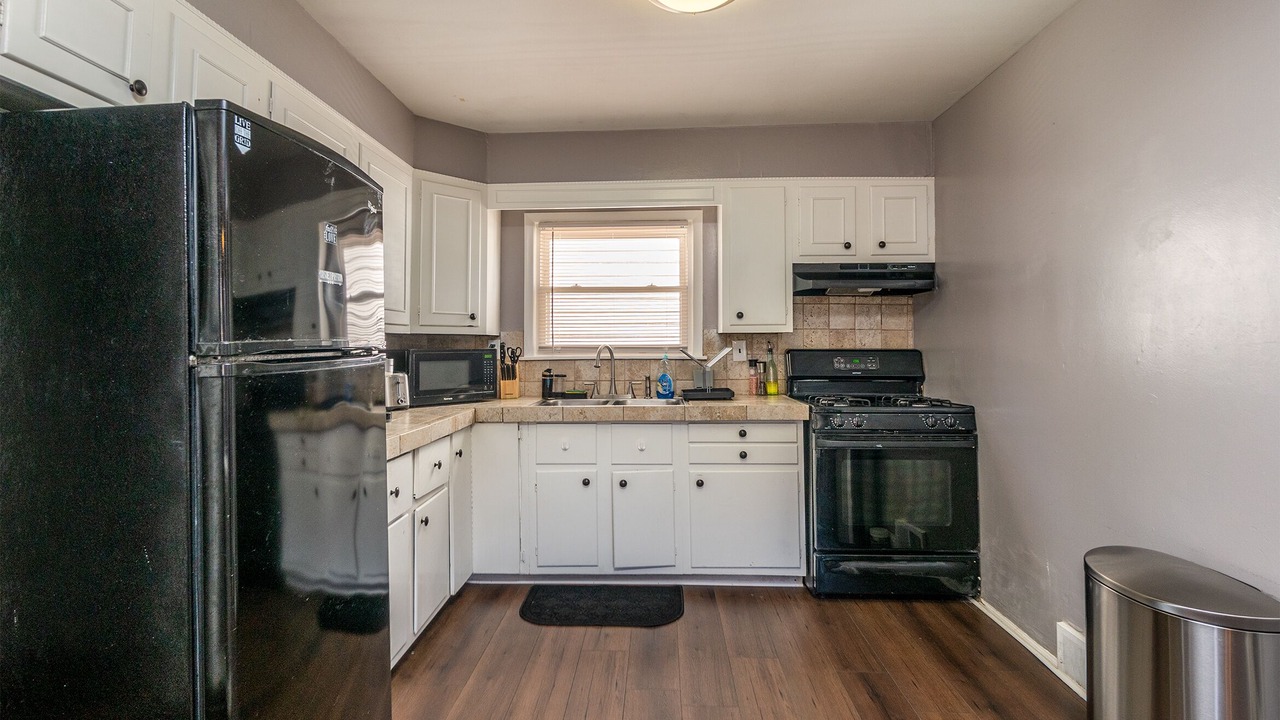 Photo of Kitchen in Front Park