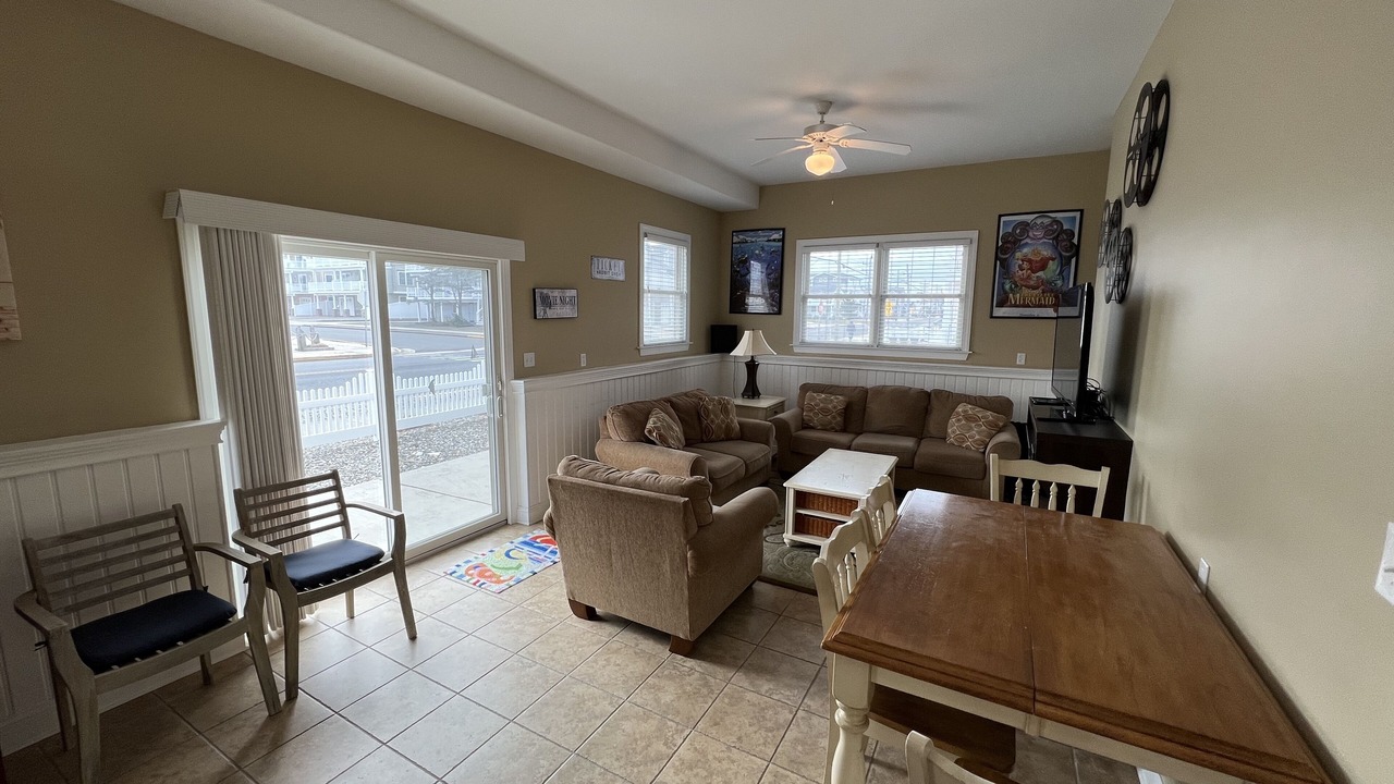 Photo of Livingroom in Townsend's Inlet