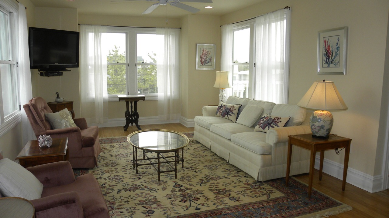 Photo of Livingroom in Barnegat Light