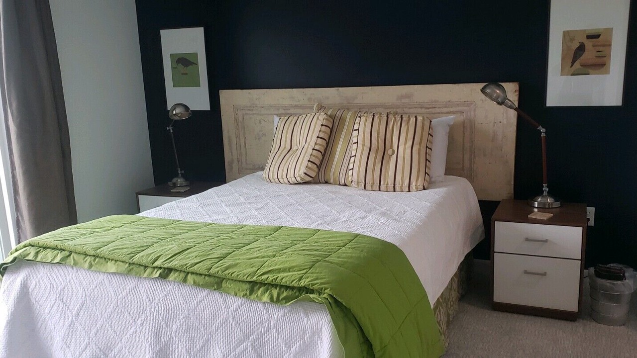 Photo of Bedroom in Country Club Estates