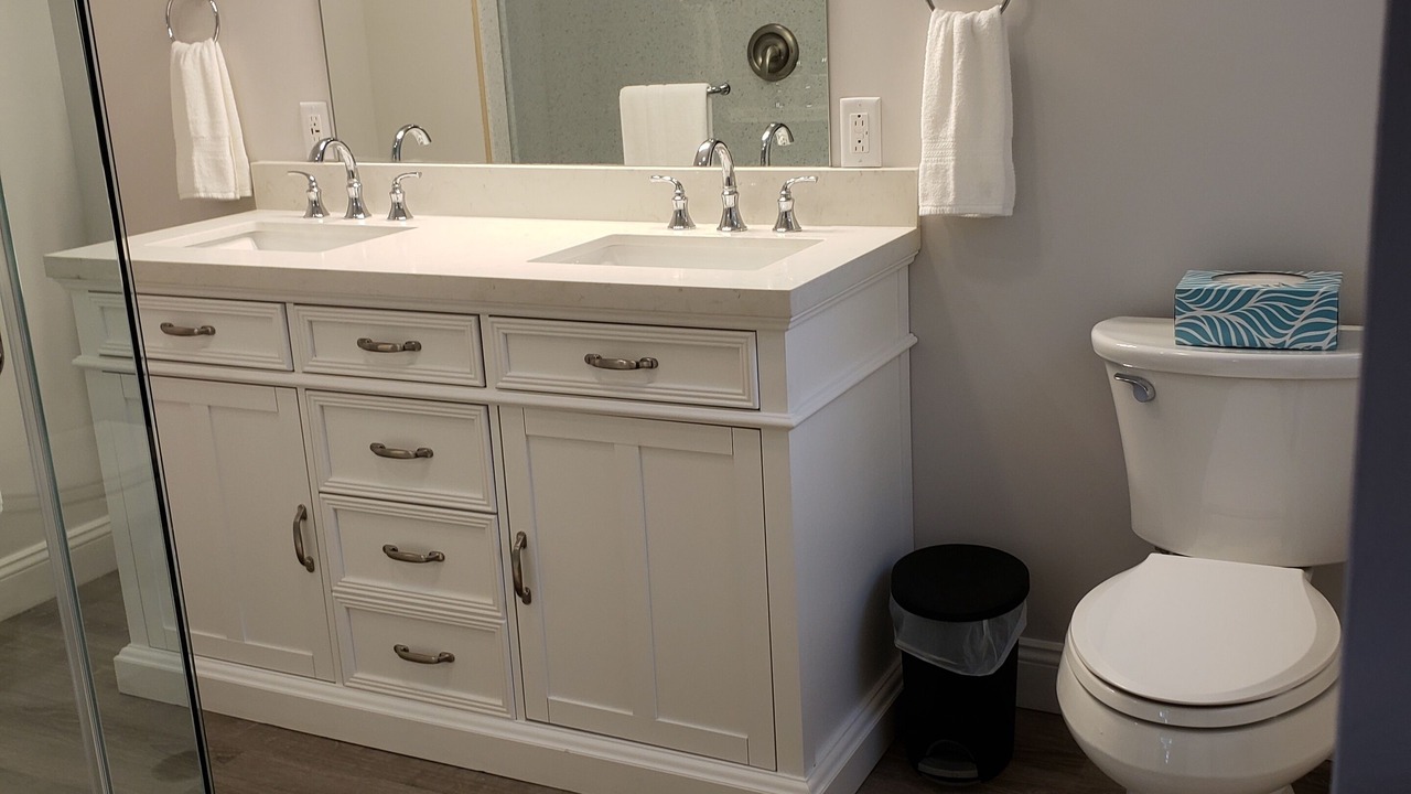 Photo of Bathroom in Huron
