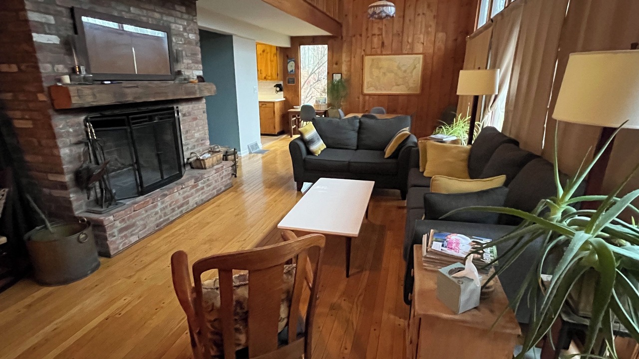 Photo of Livingroom in Clinton Corners