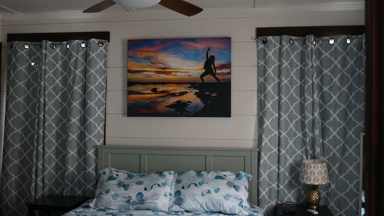 Photo of Bedroom in Wall