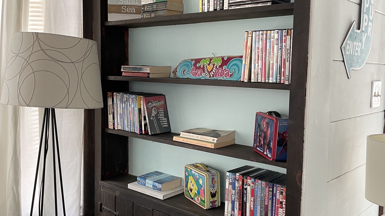 Photo of Bedroom in Wall