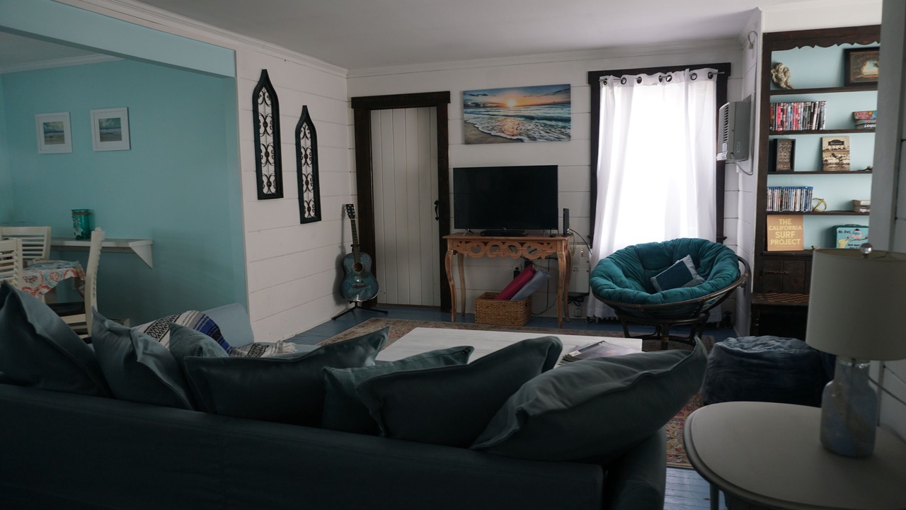 Photo of Livingroom in Wall