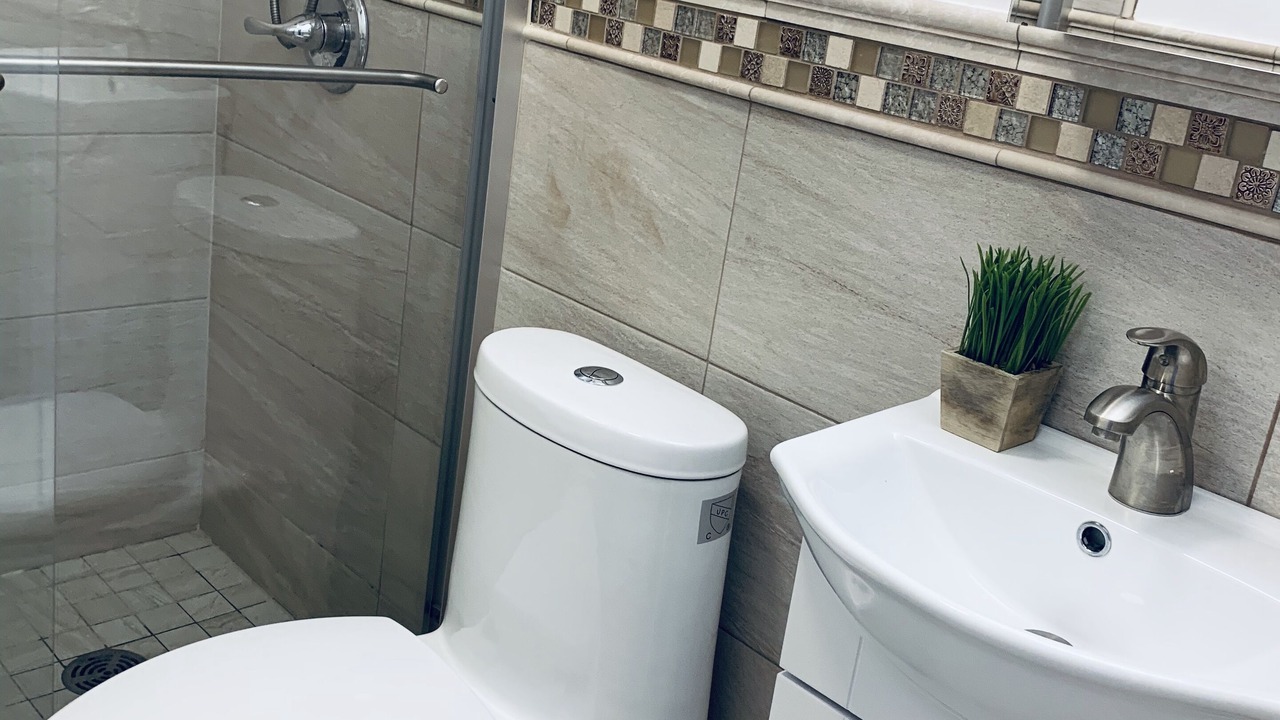 Photo of Bathroom in Hamilton Heights