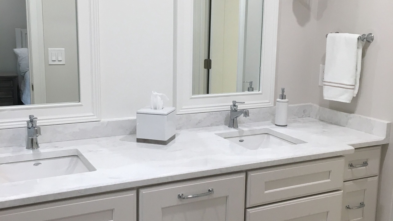 Photo of Bathroom in La Follette
