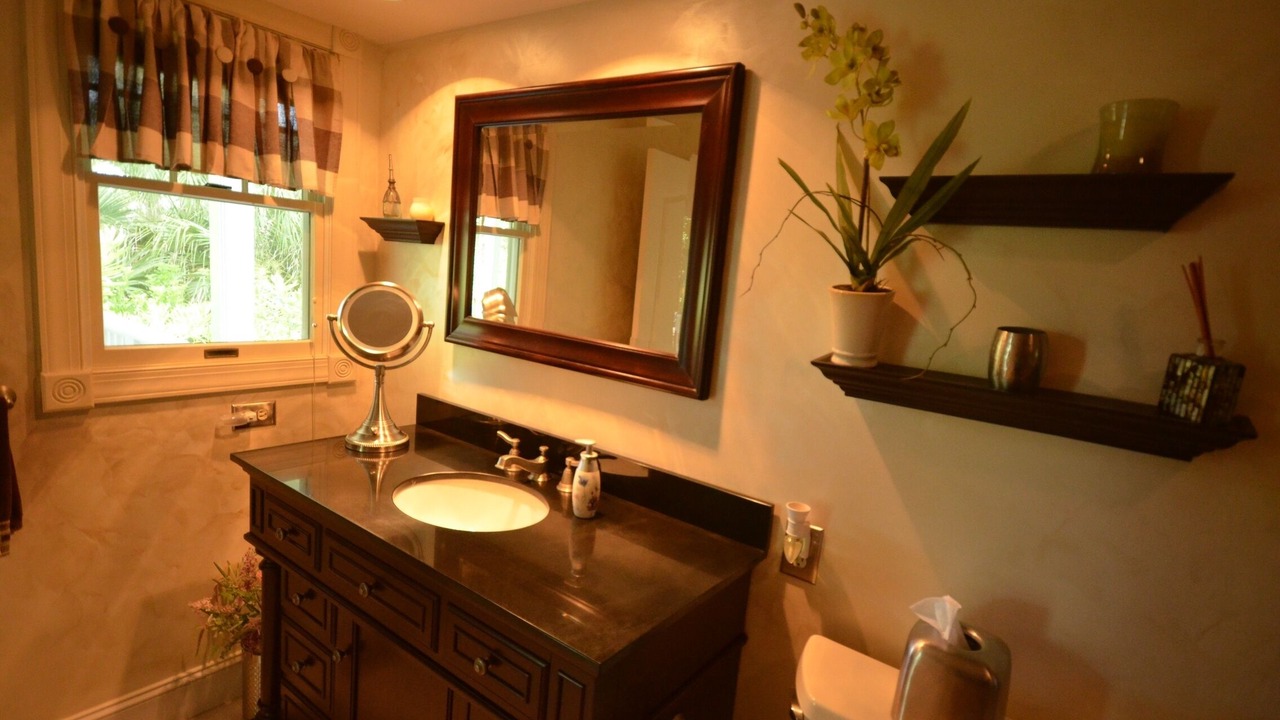 Photo of Bathroom in Saint Helena Island