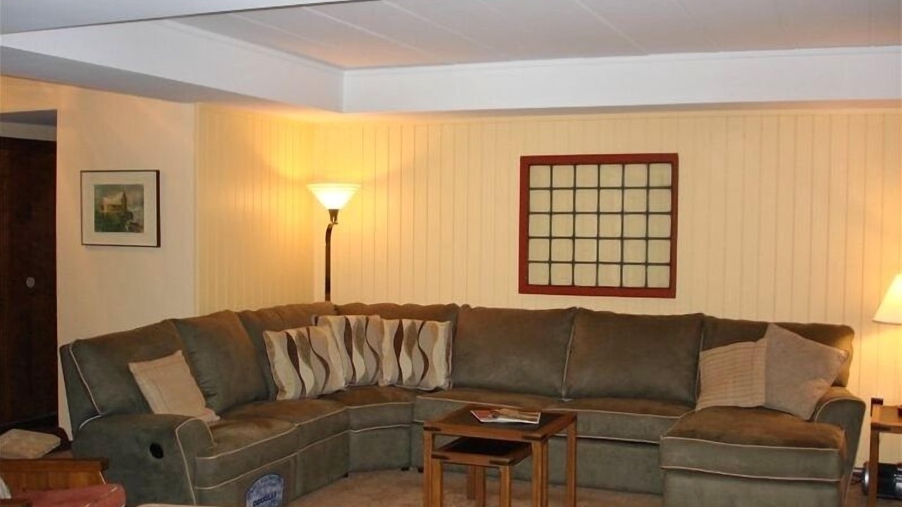 Photo of Livingroom in Seven Springs