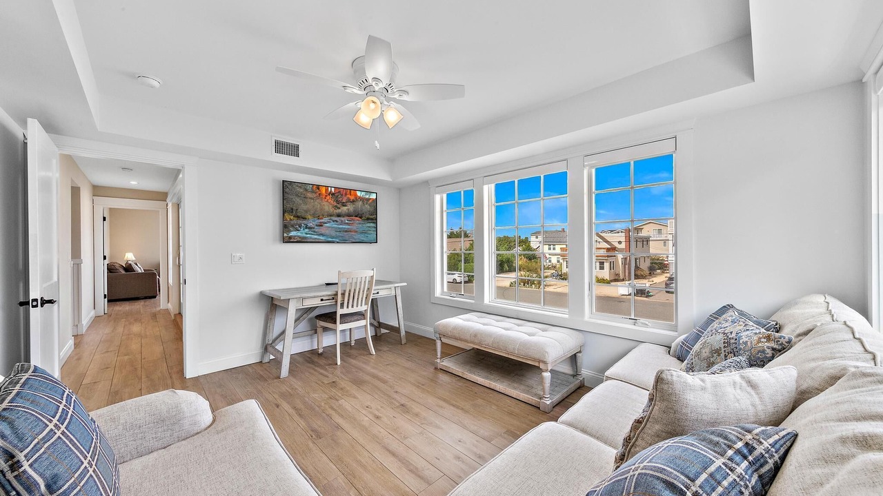 Photo of Livingroom in Surf City