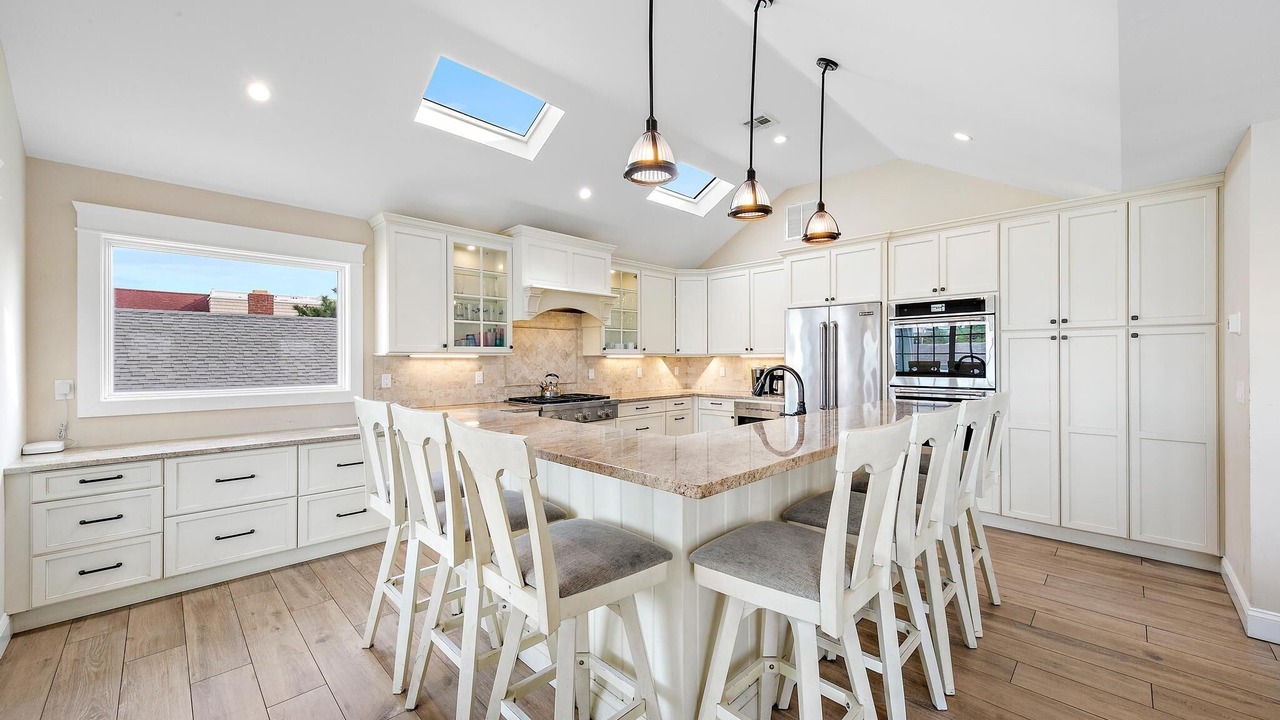 Photo of Kitchen in Surf City
