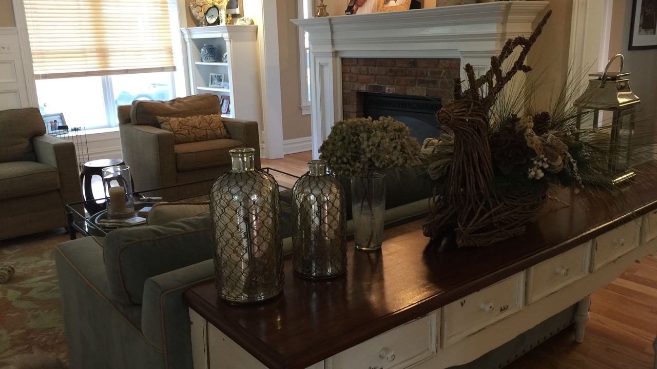 Photo of Livingroom in Avon