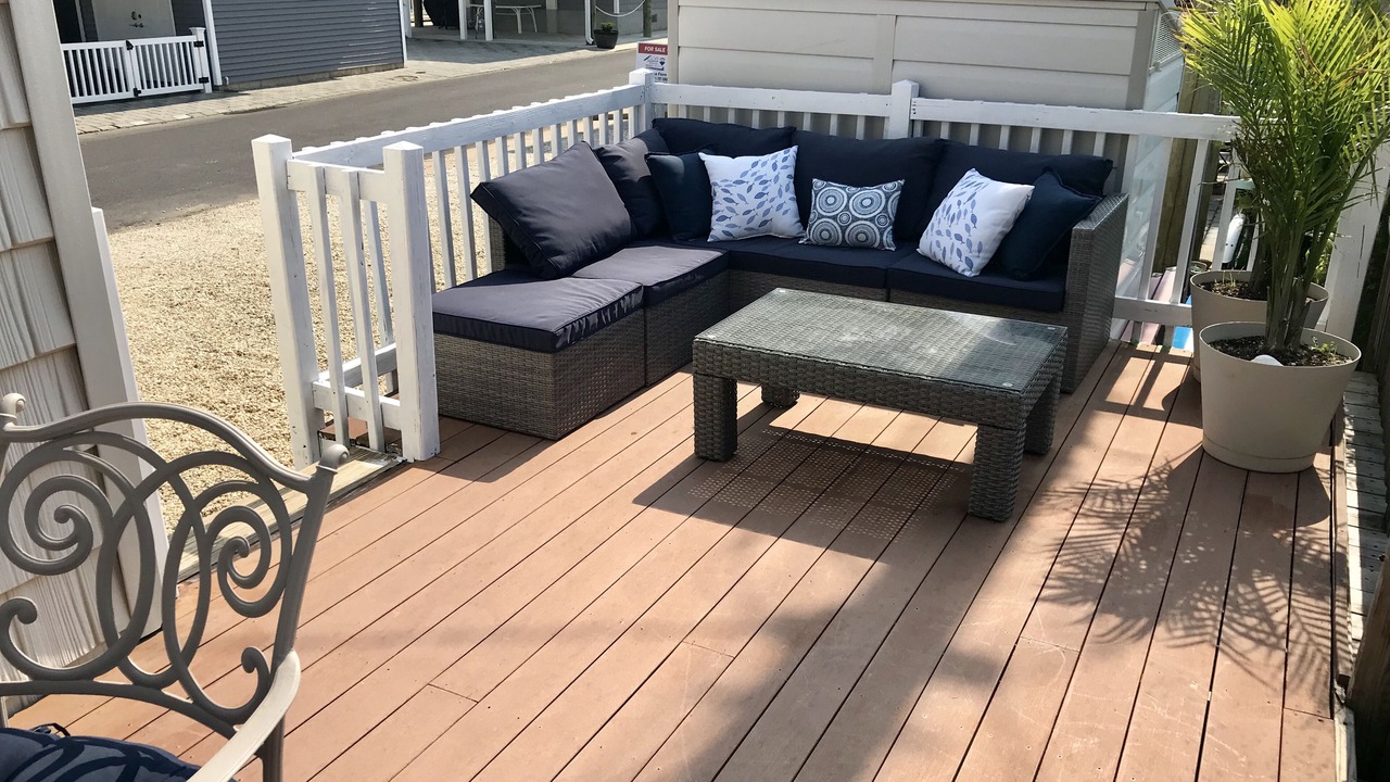 Photo of Patio Balcony in Dover Beaches North