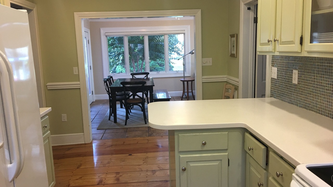 Photo of Bedroom in Historic District
