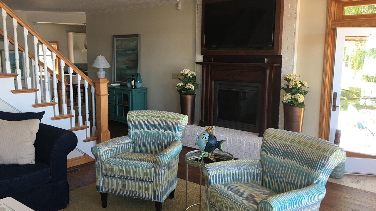 Photo of Livingroom in Lakewood