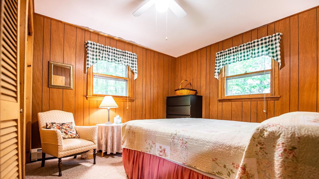 Photo of Bedroom in Laporte