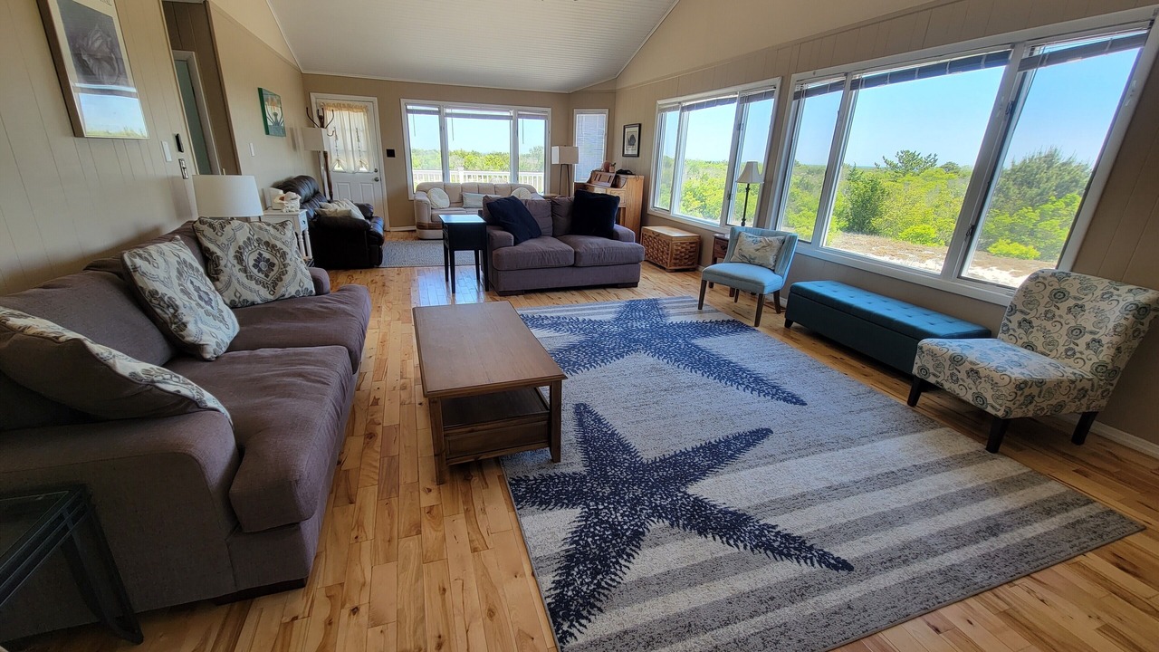 Photo of Livingroom in Barnegat Light