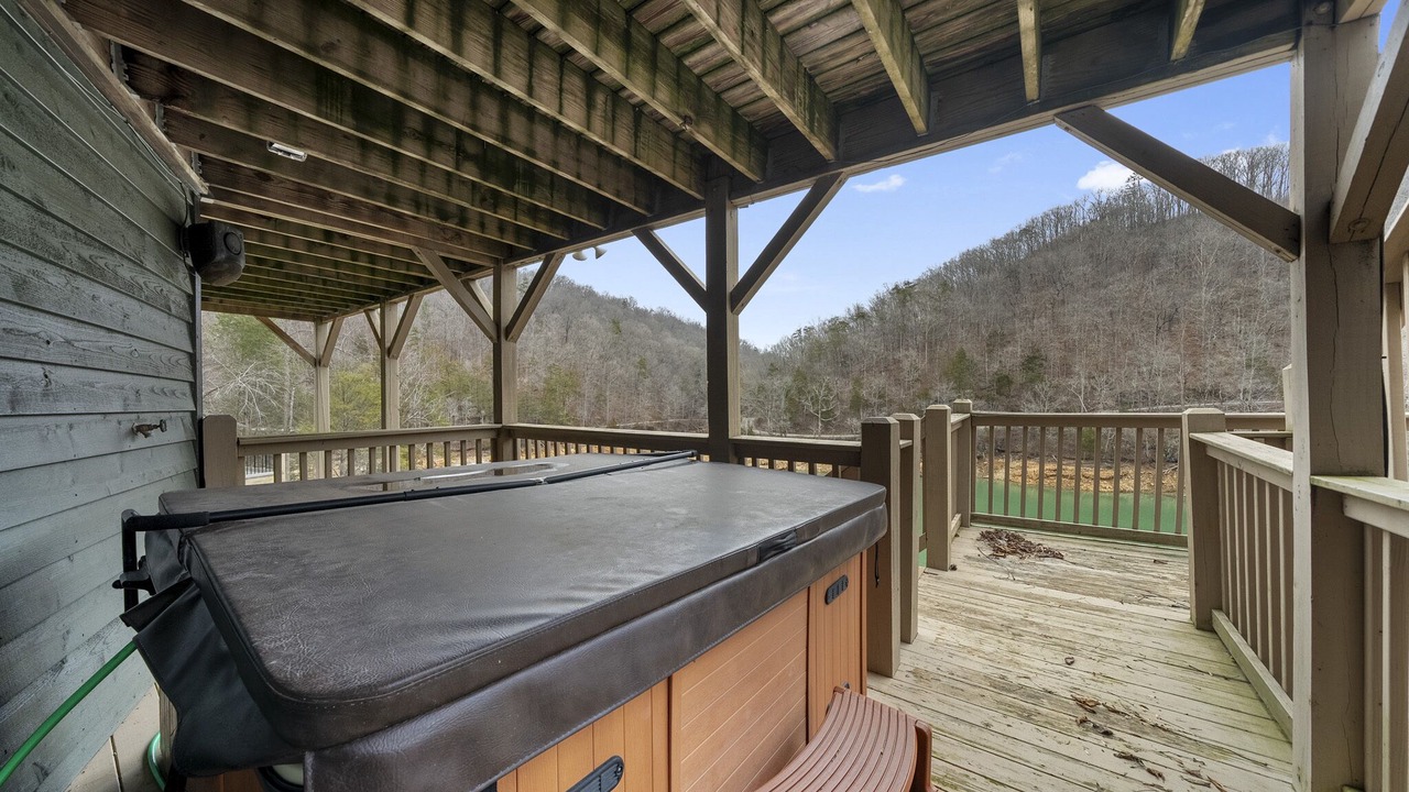 Photo of Outdoor in Lakeside Estates