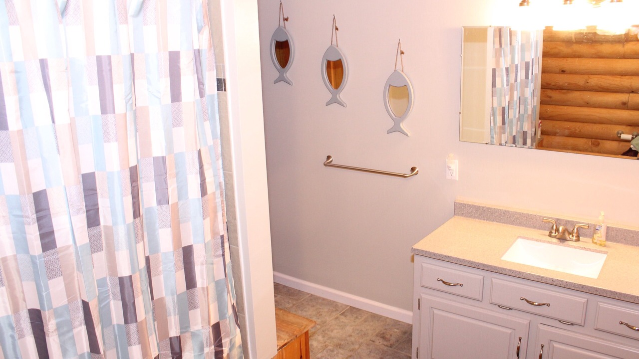 Photo of Bathroom in Big Creek