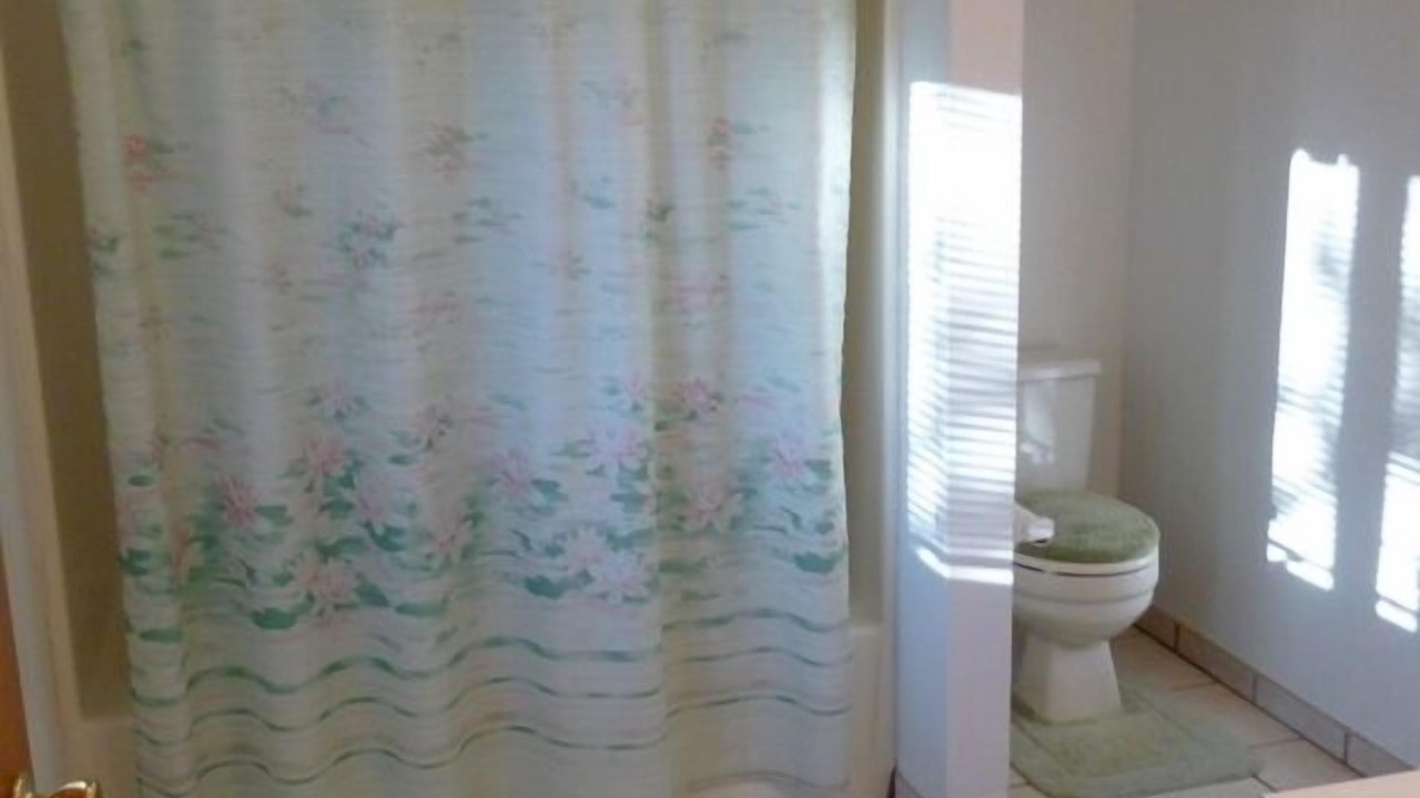 Photo of Bathroom in Loveladies