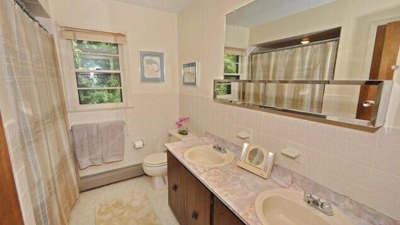 Photo of Bathroom in Morris Plains