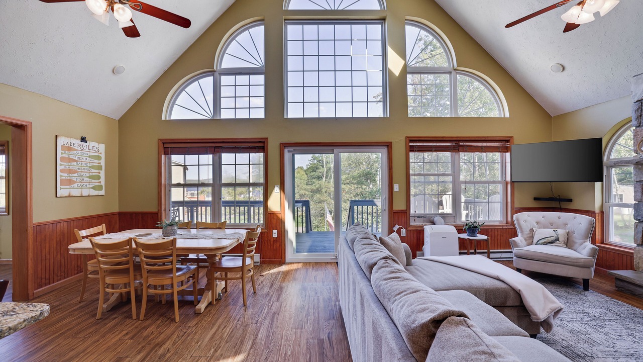 Photo of Livingroom in Albrightsville