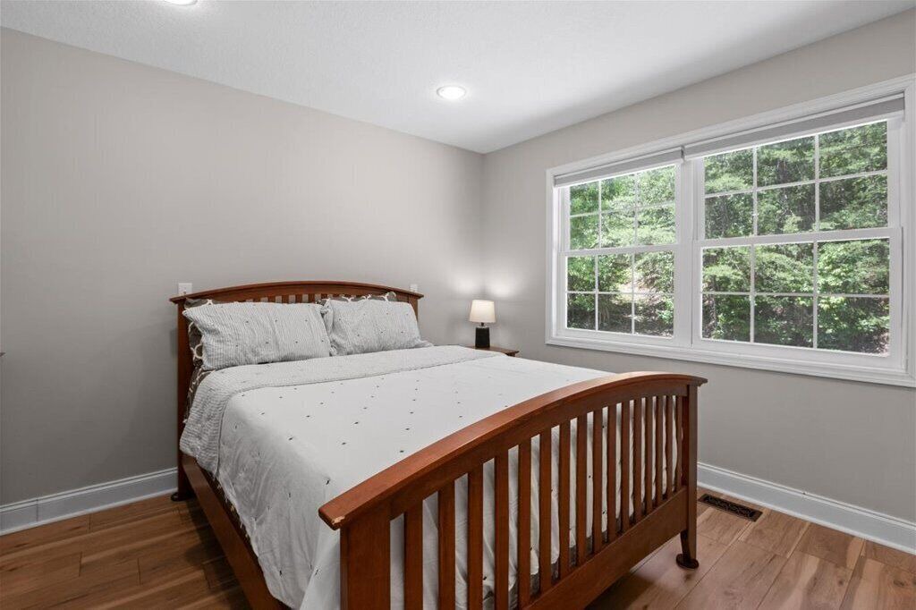 Photo of Bedroom in Sharps Chapel