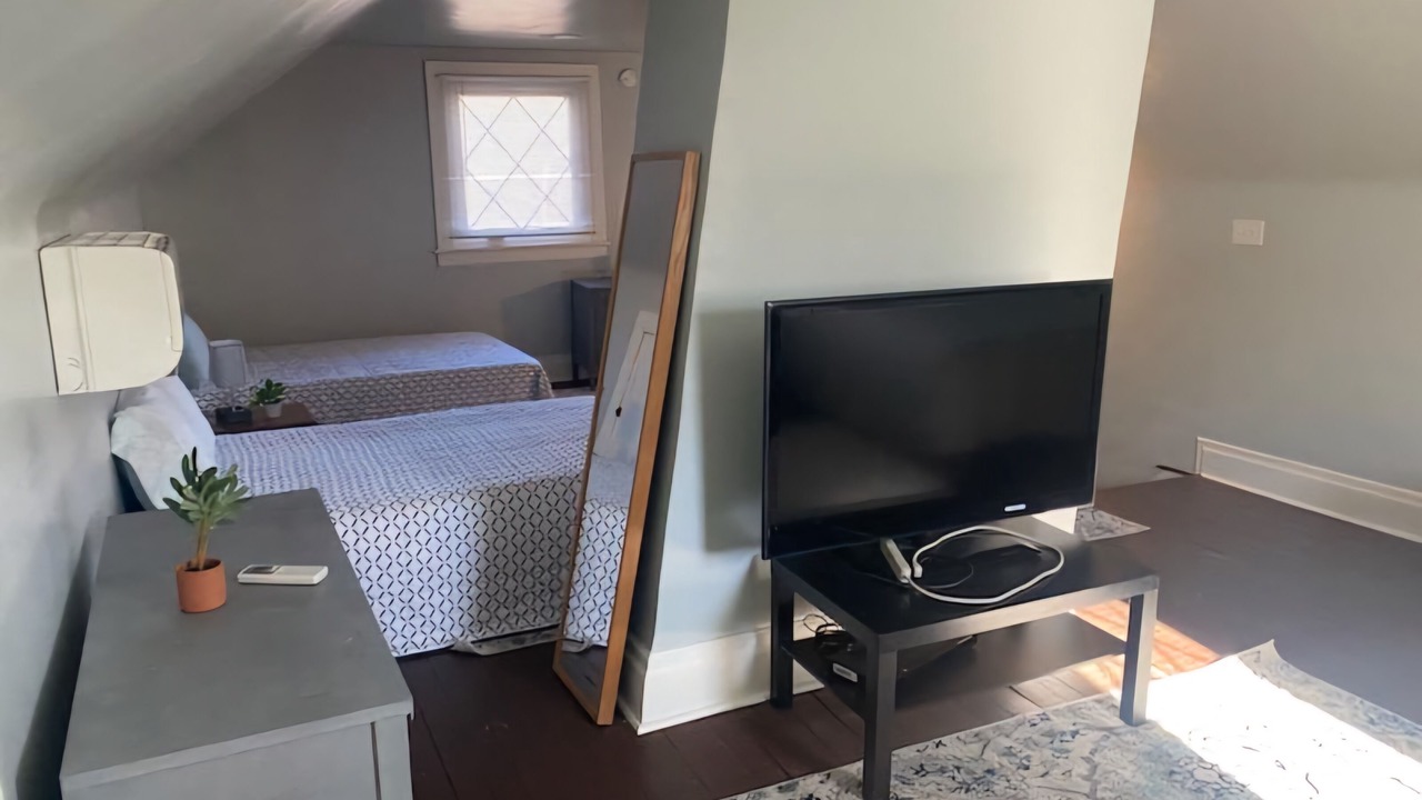 Photo of Bedroom in Newport