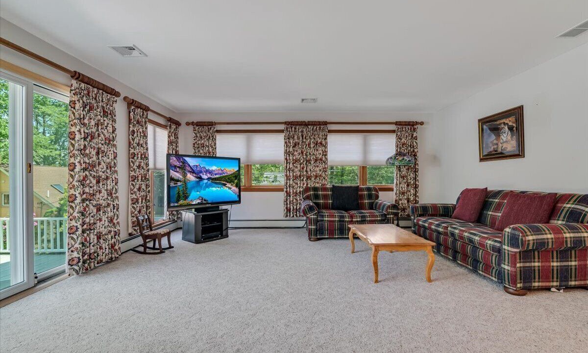 Photo of Outdoor in White Mills