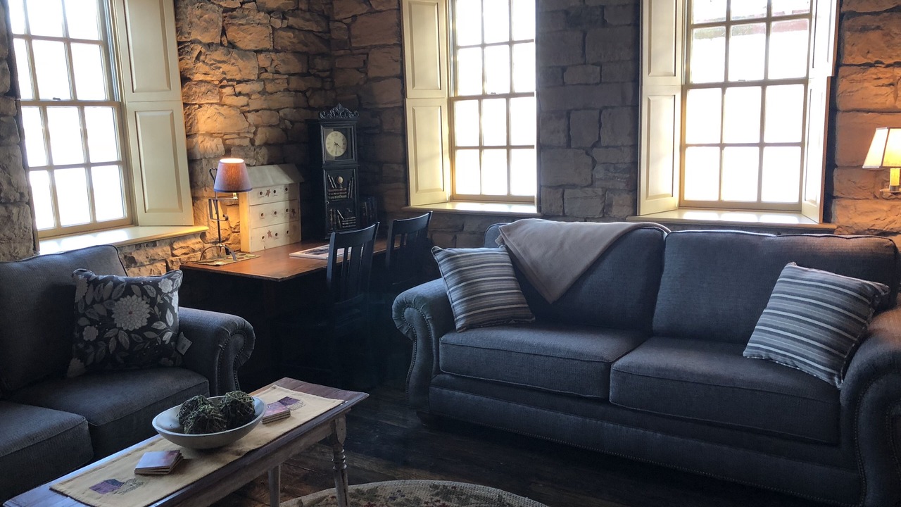 Photo of Livingroom in Winesburg