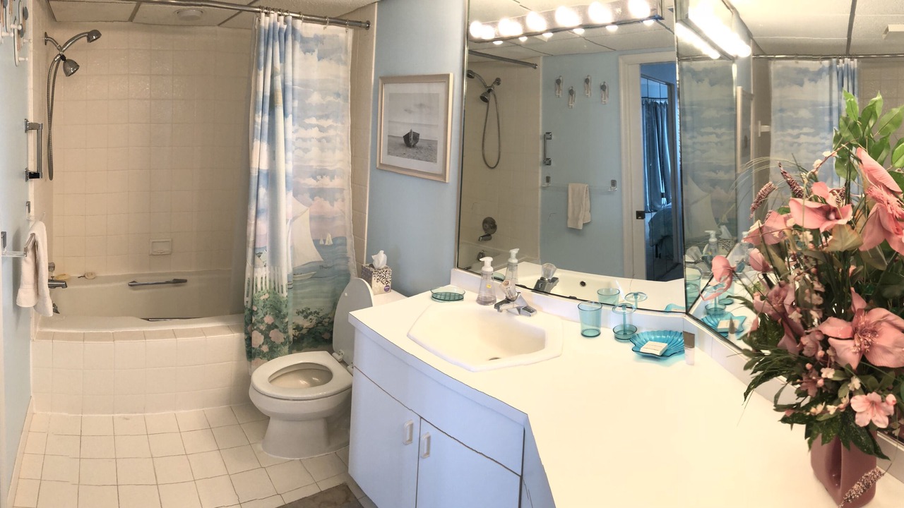 Photo of Bathroom in Diamond Beach