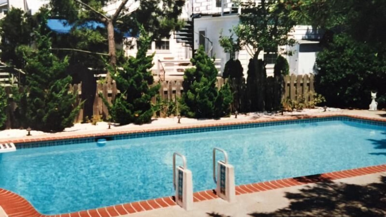 Photo of Outdoor in Gardens