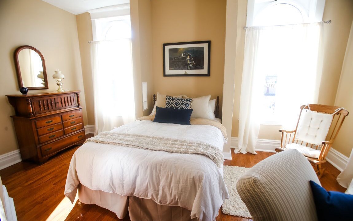 Photo of Bedroom in Huntington