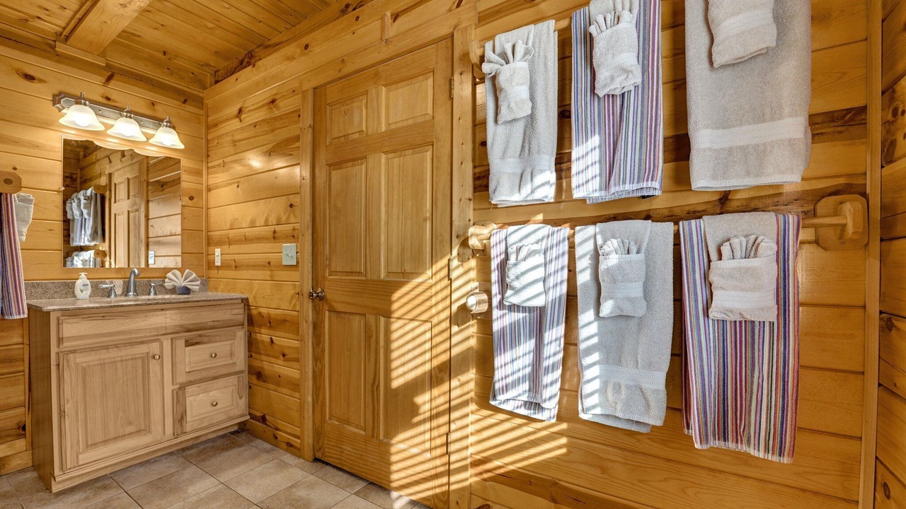 Photo of Bathroom in Sugar Grove