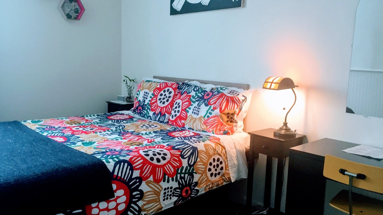 Photo of Bedroom in Newark