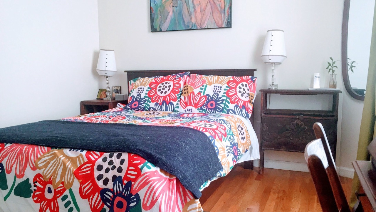 Photo of Bedroom in Newark