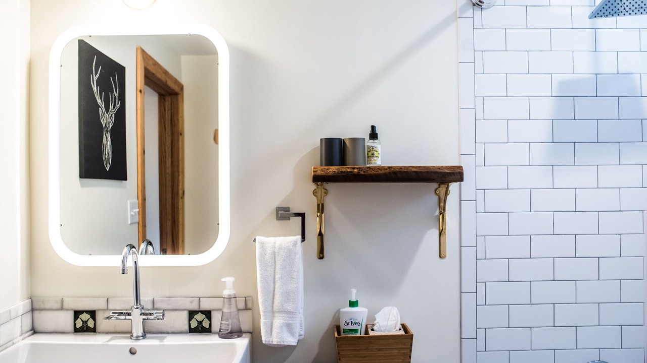 Photo of Bathroom in Luray