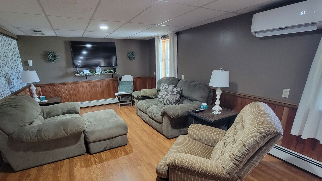 Photo of Livingroom in Marklesburg