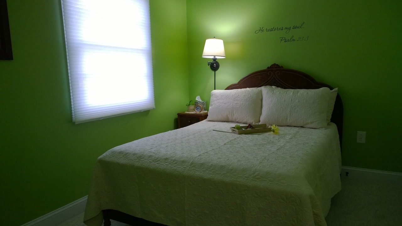 Photo of Bedroom in Leola