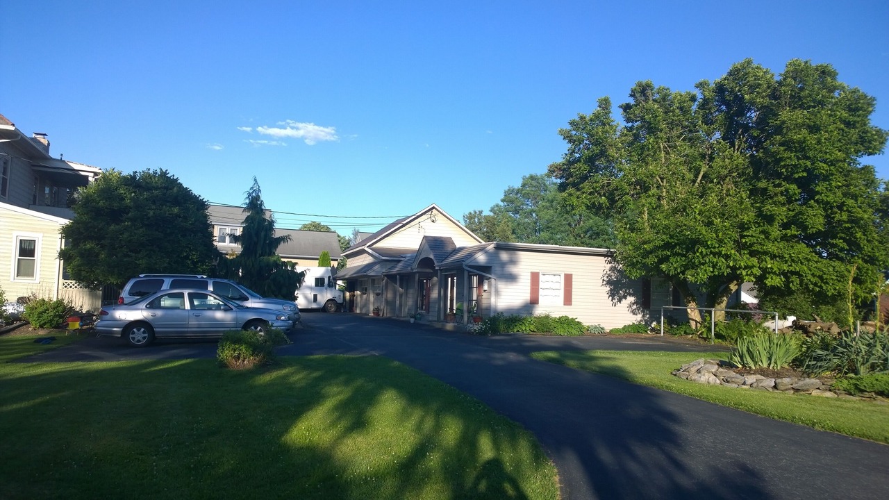 Photo of Others in Leola