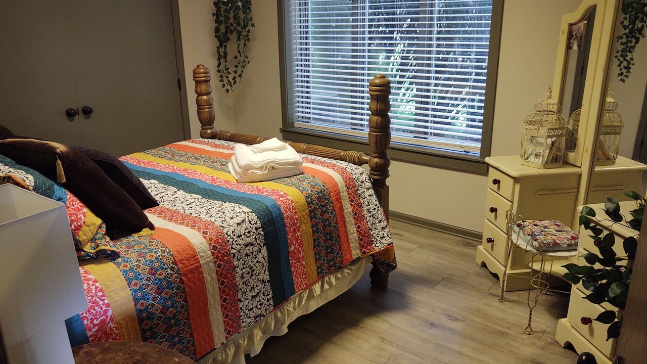 Photo of Bedroom in Blountville