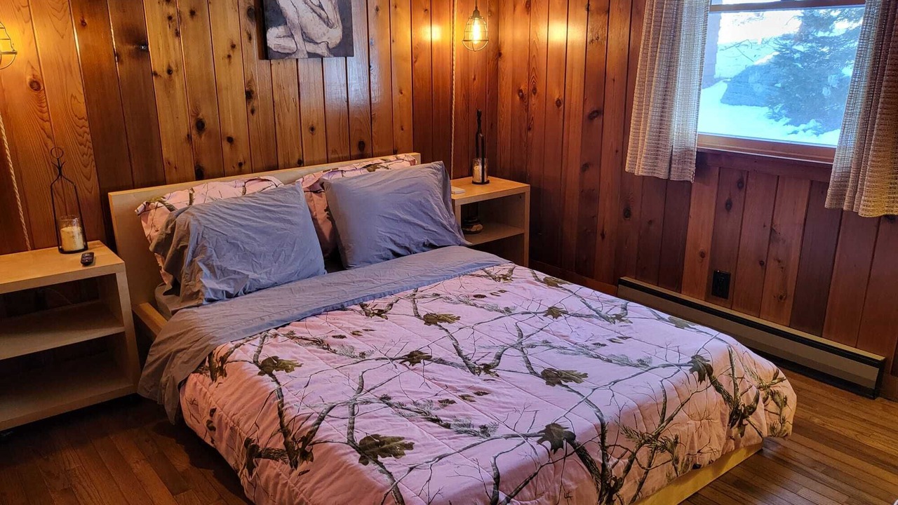 Photo of Bedroom in Hawley
