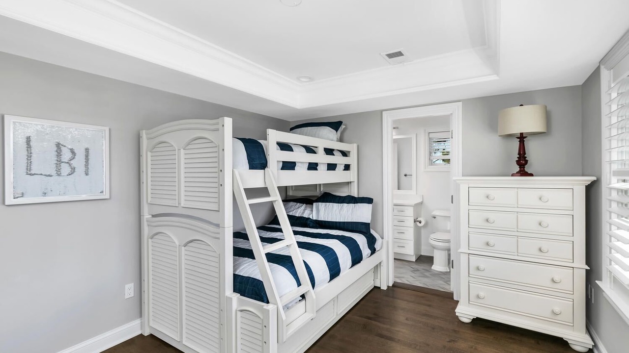 Photo of Bedroom in Harvey Cedars
