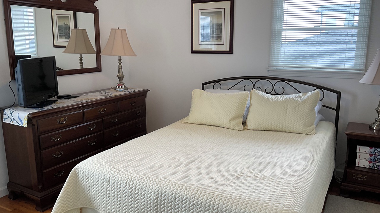 Photo of Bedroom in Lavallette