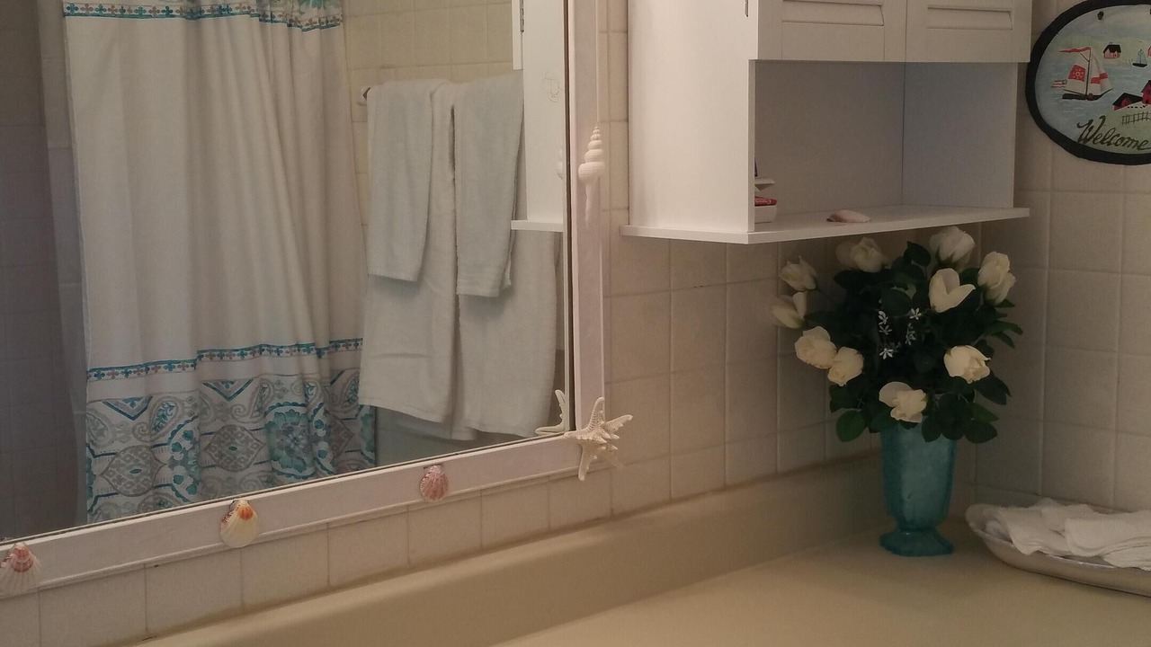 Photo of Bathroom in Normandy Beach