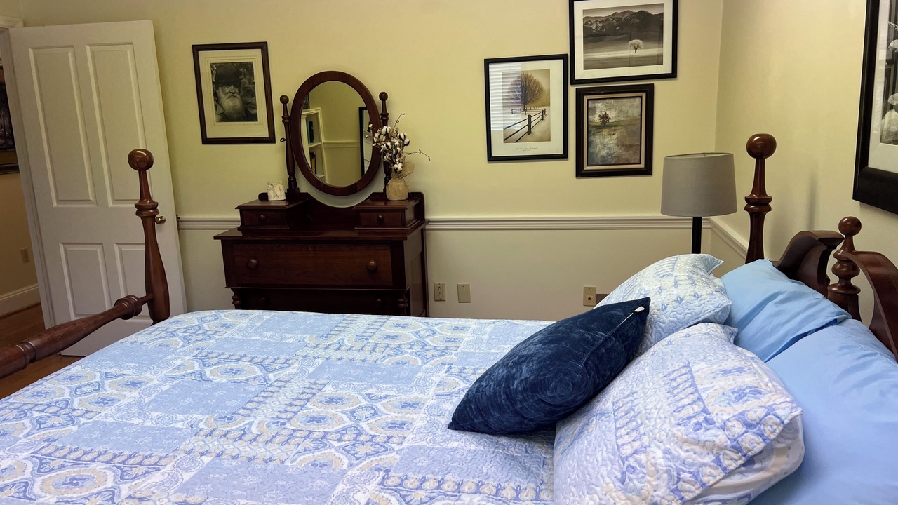 Photo of Bedroom in Abingdon