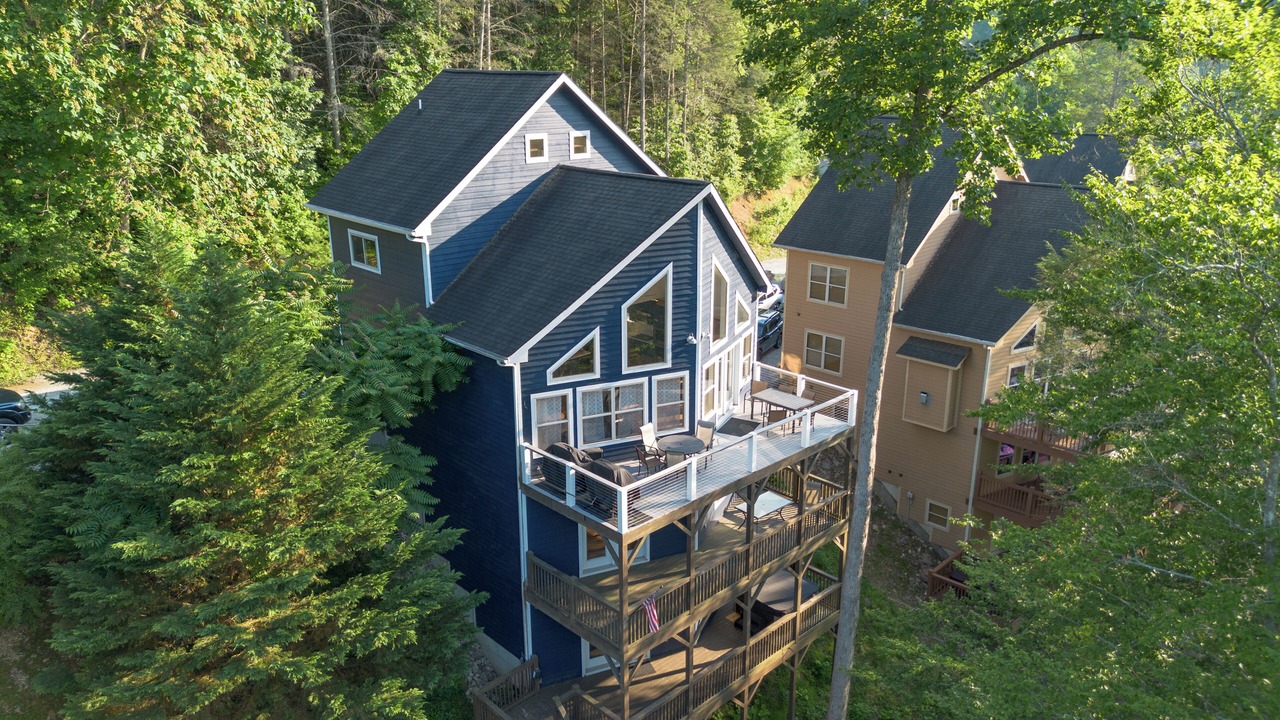 Photo of Outdoor in Lakeside Estates