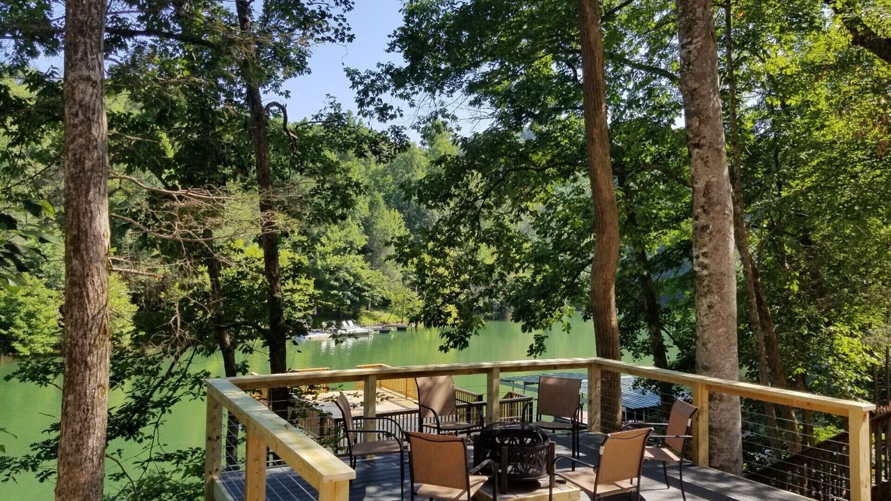 Photo of Outdoor in Lakeside Estates