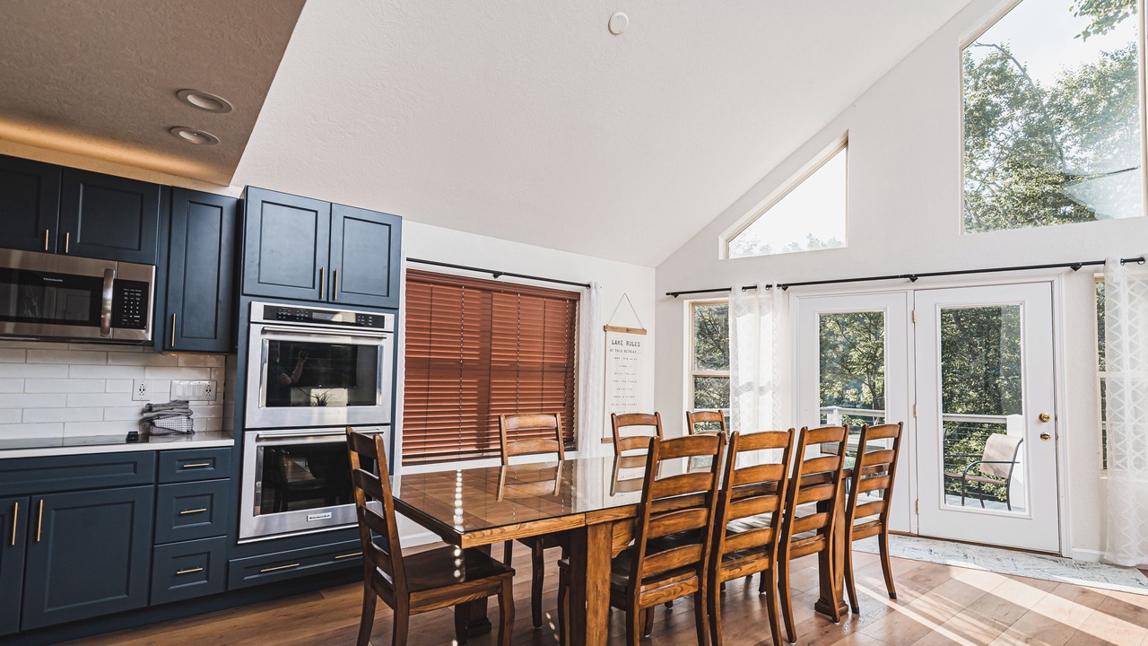 Photo of Kitchen in Lakeside Estates